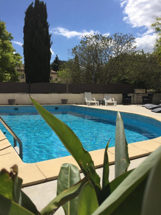 Logis Auberge De Tavel Exterior photo